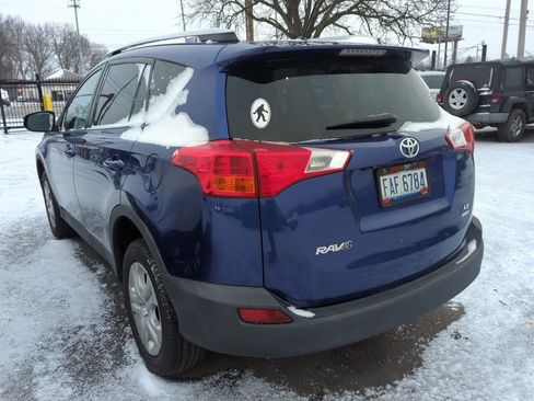 Used 2014 Toyota RAV4 LE image 4