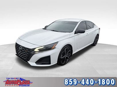 Used 2023 Nissan Altima 2.5 SR