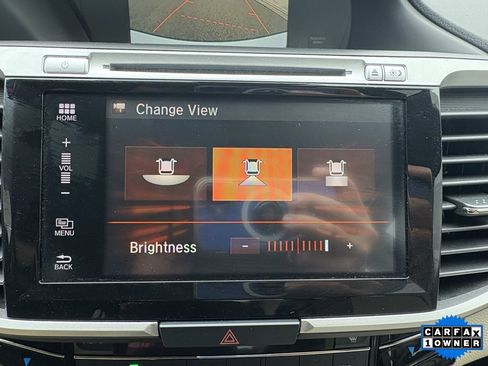 Used 2016 Honda Accord Touring image 15