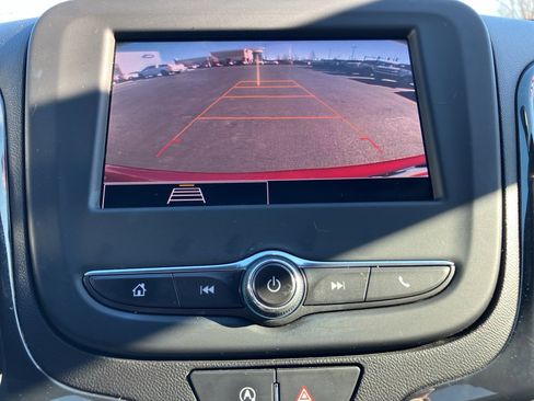 Used 2022 Chevrolet Equinox RS w/ LPO, Floor Liner Package image 20