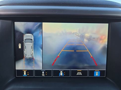 Used 2023 GMC Acadia AT4 w/ Technology Package image 23