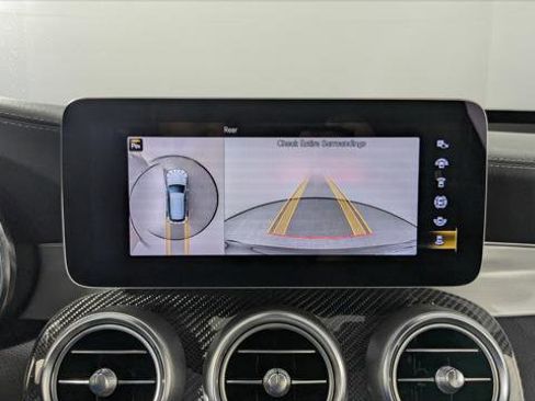 Used 2020 Mercedes-Benz GLC 63 AMG 4MATIC image 23