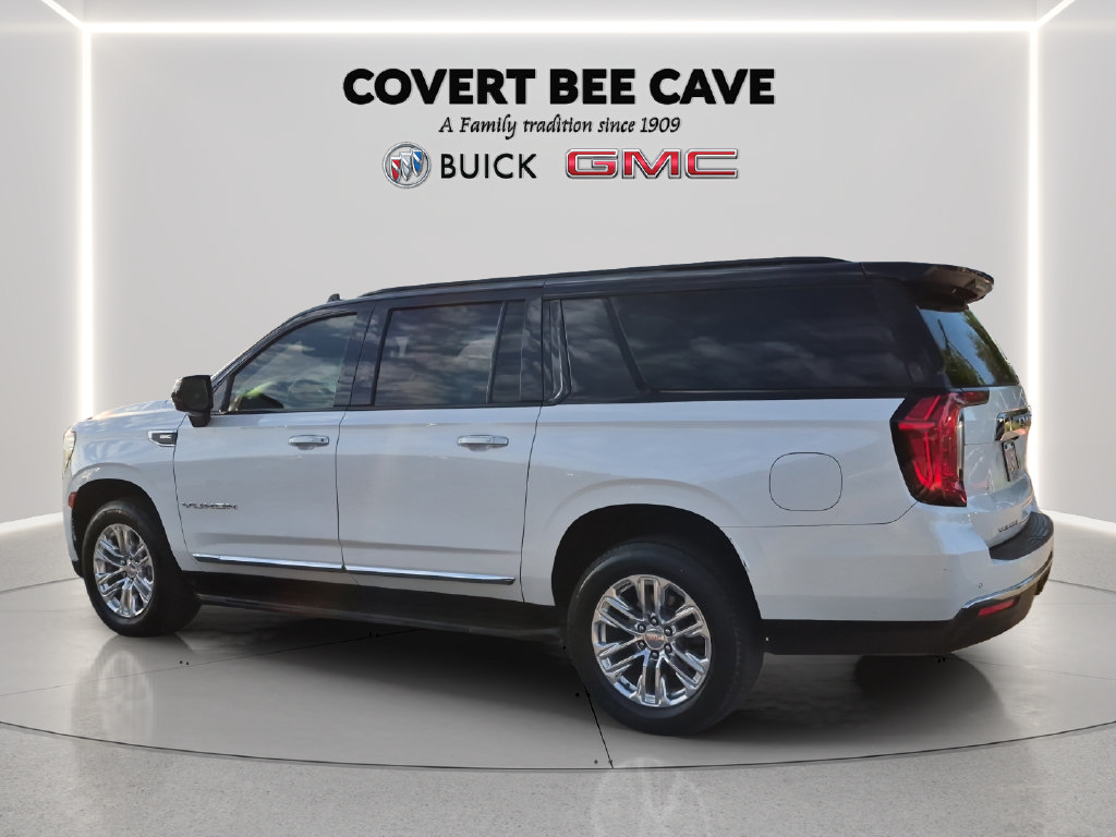 Used 2022 GMC Yukon XL SLT AWD/4WD image 5