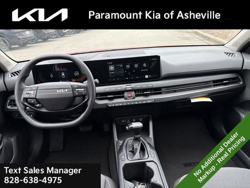 New 2025 Kia K4 LXS image 7