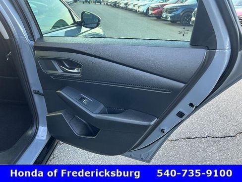 Used 2023 Honda Accord EX-L image 13