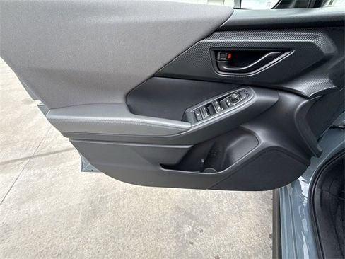 Certified 2025 Subaru Crosstrek 2.0i Premium image 13