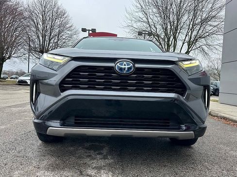 Certified 2022 Toyota RAV4 XSE w/ XSE Grade Weather Package image 8