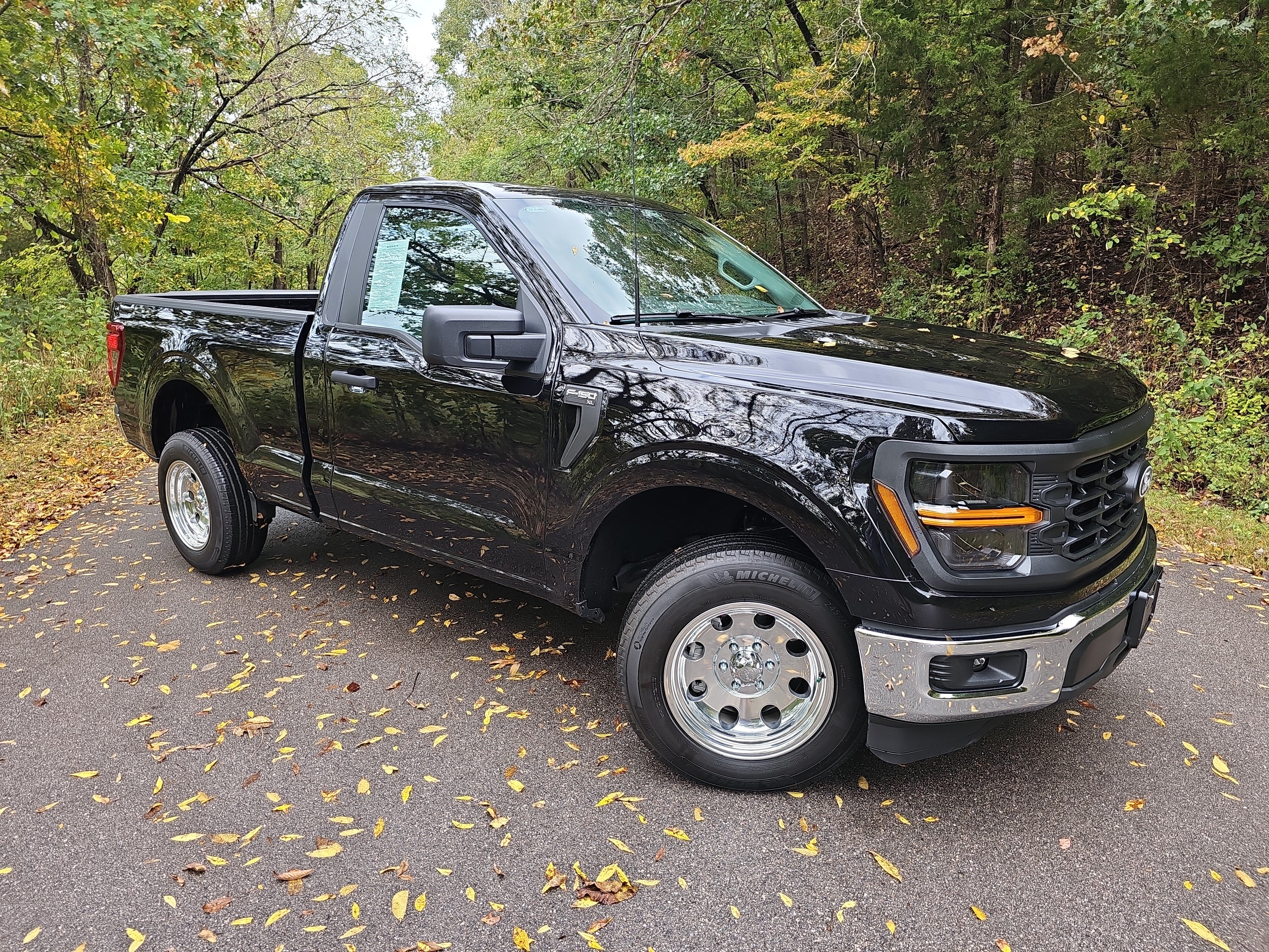 Used 2026 Ford F150 XL w/ Equipment Group 103A High RWD image 2