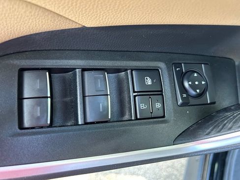 Certified 2022 Toyota RAV4 XLE Premium FWD image 18