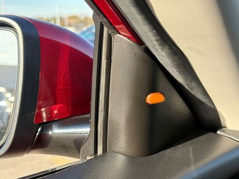 Certified 2019 Nissan Altima 2.5 Platinum image 12