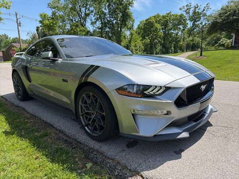 Used 2021 Ford Mustang GT Premium w/ GT Performance Package RWD image 7