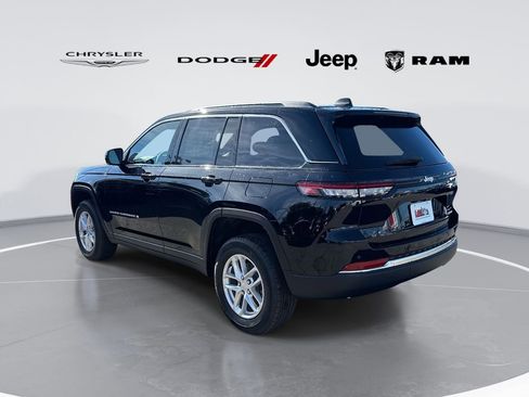 New 2025 Jeep Grand Cherokee Laredo X image 3