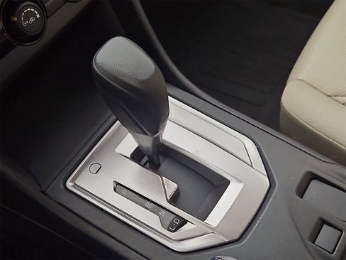 Used 2022 Subaru Impreza 2.0i image 32