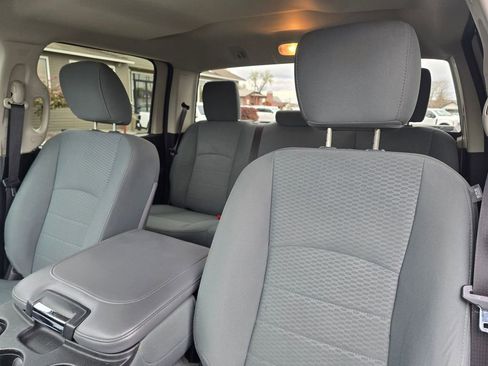 Used 2016 RAM 2500 Tradesman w/ Chrome Appearance Group AWD/4WD image 22