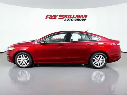 Used 2014 Ford Fusion SE w/ Equipment Group 202A image 4