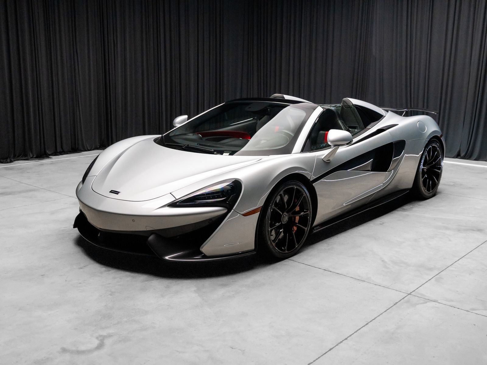 Used 2019 McLaren 570S Spider RWD image 20