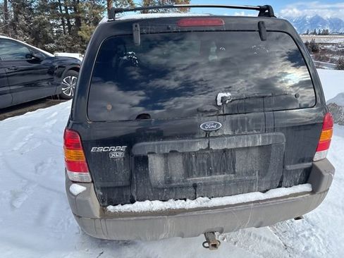 Used 2001 Ford Escape XLT image 16