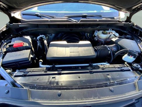 Used 2023 Chevrolet Tahoe Z71 w/ Luxury Package image 13