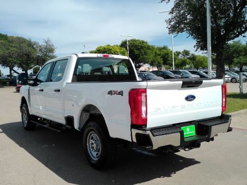 Used 2024 Ford F250 XL w/ XL Chrome Package image 12