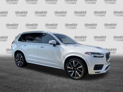 Used 2020 Volvo XC90 T6 Momentum w/ Protection Package AWD/4WD image 2