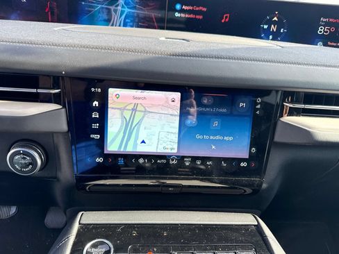 Used 2025 Lincoln Navigator Reserve AWD/4WD image 24