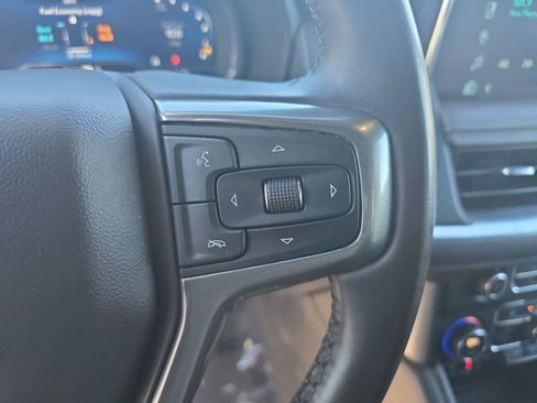 Used 2023 Chevrolet Suburban LT image 20