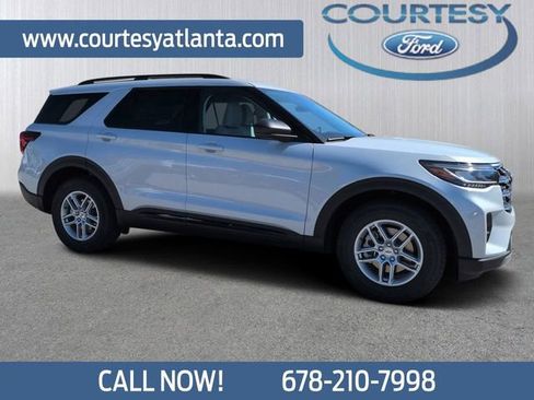 New 2026 Ford Explorer Active w/ Active Comfort Package image 1