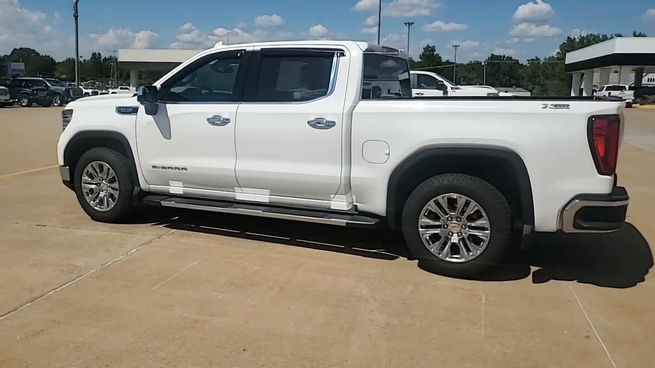 Used 2023 GMC Sierra 1500 SLT w/ SLT Premium Package AWD/4WD image 6