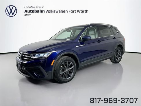 Certified 2023 Volkswagen Tiguan SE image 1