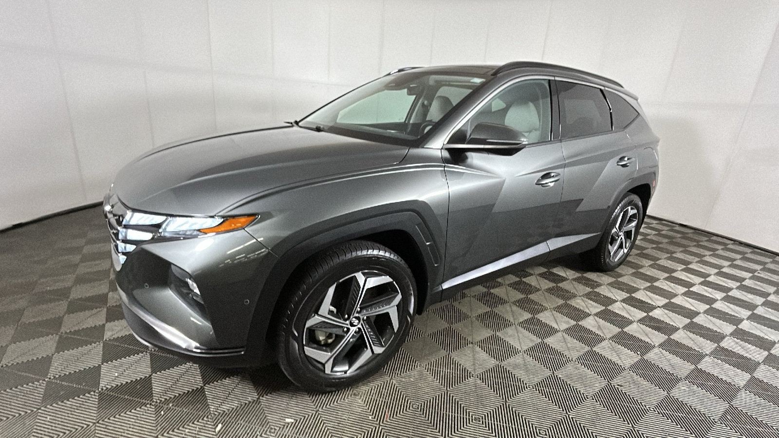 Certified 2022 Hyundai Tucson Limited AWD/4WD image 8