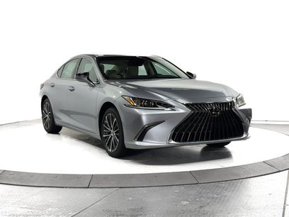 New 2025 Lexus ES 350 w/ Premium Package
