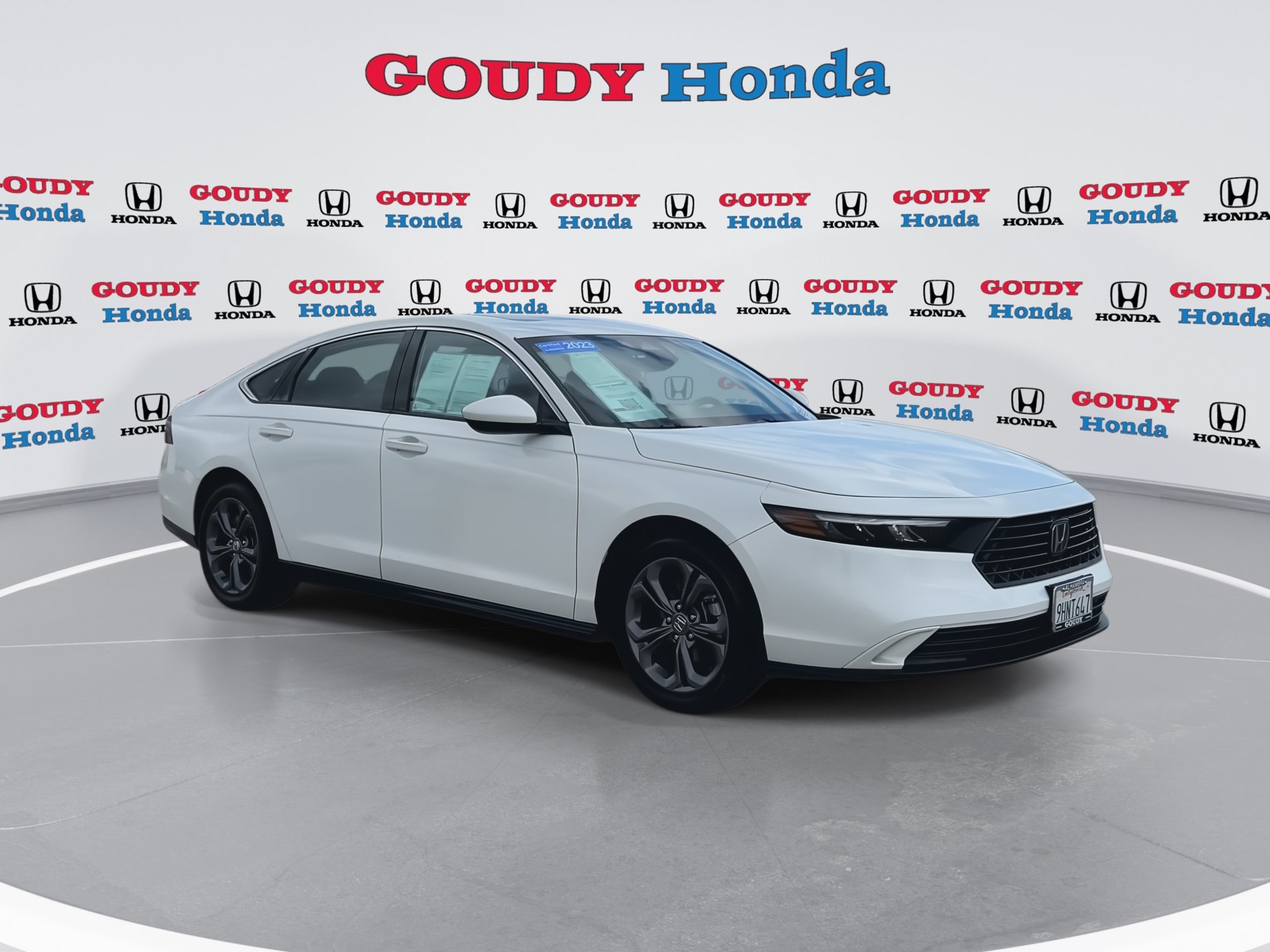 Certified 2023 Honda Accord EX image 2