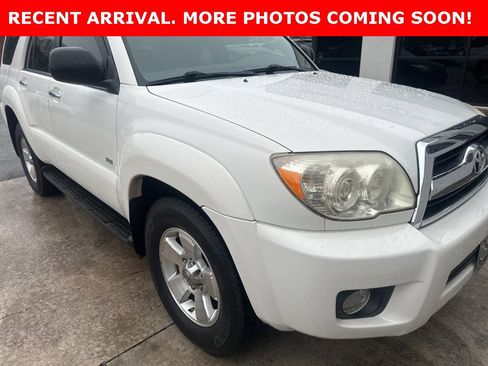 Used 2009 Toyota 4Runner SR5 image 1