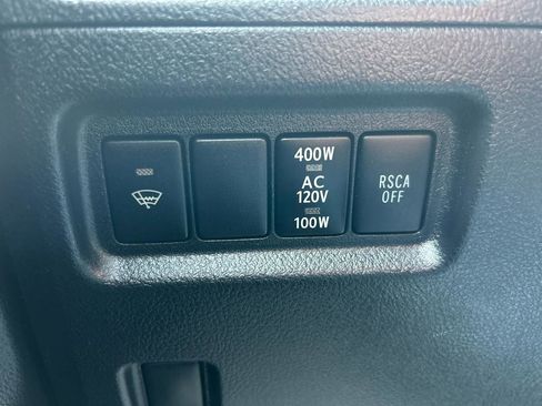 Used 2010 Toyota 4Runner Limited AWD/4WD image 25