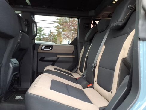 Used 2021 Ford Bronco Big Bend w/ Sasquatch Package image 14