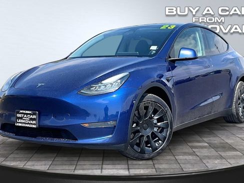 Used 2023 Tesla Model Y Long Range AWD/4WD image 12