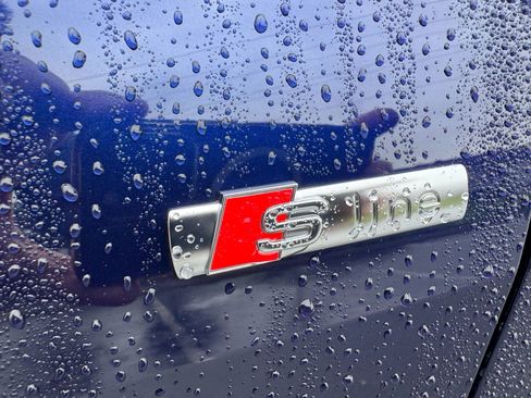 Used 2023 Audi Q4 e-tron Premium Plus image 12