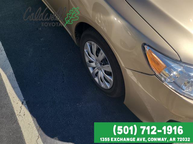 Used 2012 Toyota Corolla LE FWD image 4