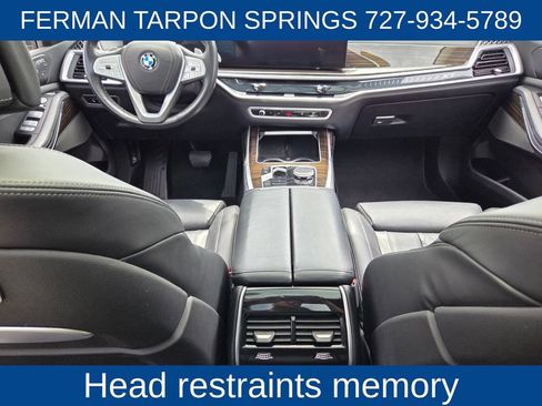 Used 2025 BMW X7 xDrive40i AWD/4WD image 17