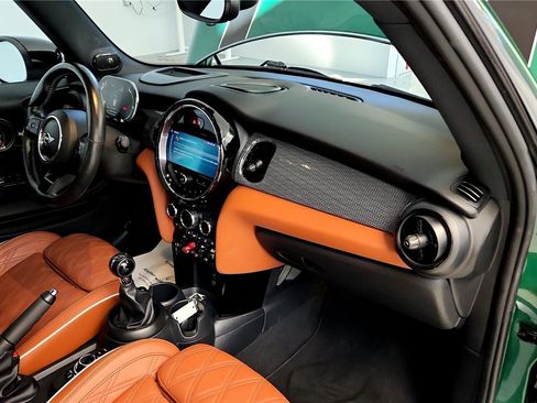 Used 2022 MINI Cooper S image 25