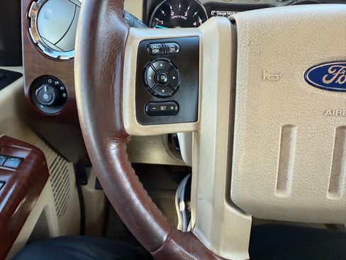 Used 2014 Ford F250 King Ranch image 32