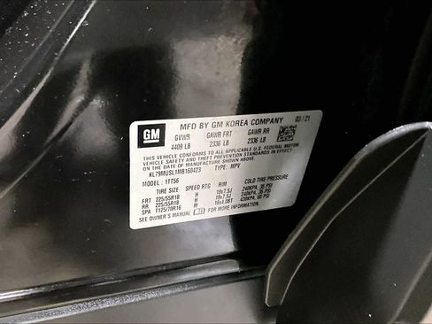 Used 2021 Chevrolet TrailBlazer RS w/ Sun and Liftgate Package image 37