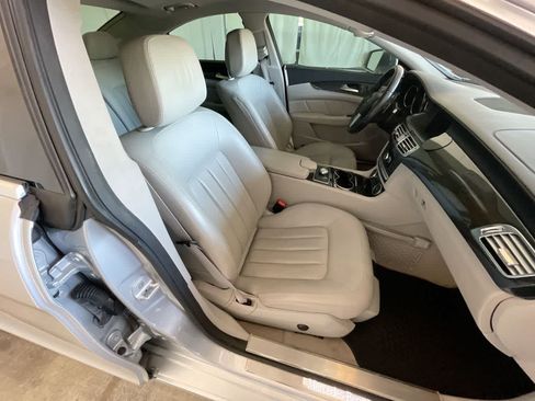 Used 2014 Mercedes-Benz CLS 550 4MATIC image 25