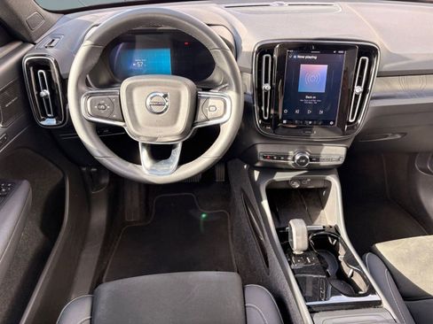 Certified 2023 Volvo C40 P8 Recharge Ultimate image 23