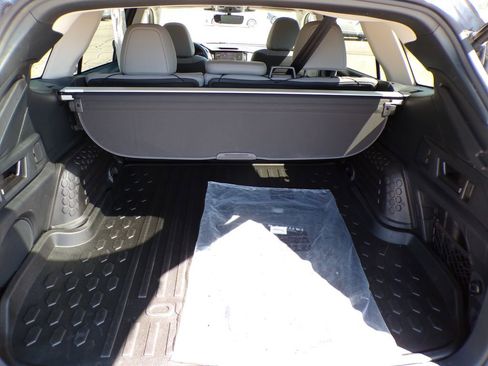 Used 2025 Subaru Outback Limited AWD/4WD image 20