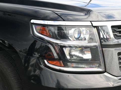 Used 2019 Chevrolet Tahoe LT image 12