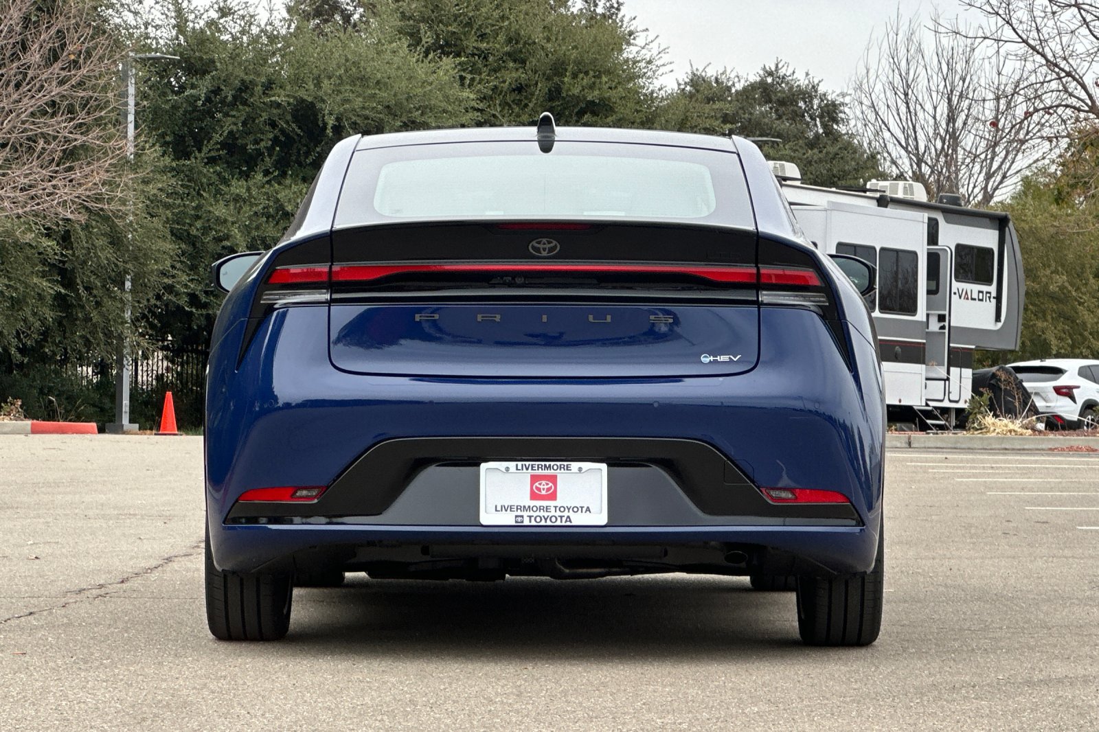 New 2027 Toyota Prius Limited FWD image 5