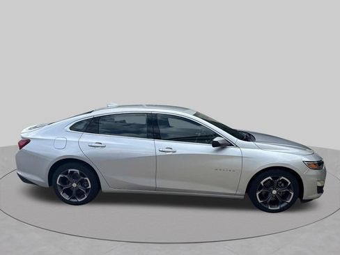 Used 2022 Chevrolet Malibu LT FWD image 7