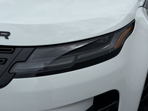 New 2026 Land Rover Range Rover Evoque Hoxton AWD/4WD image 9