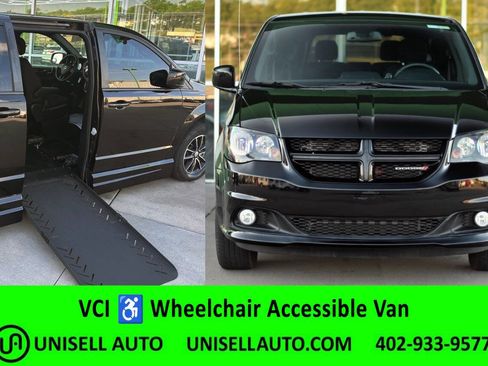 Used 2019 Dodge Grand Caravan SE image 1